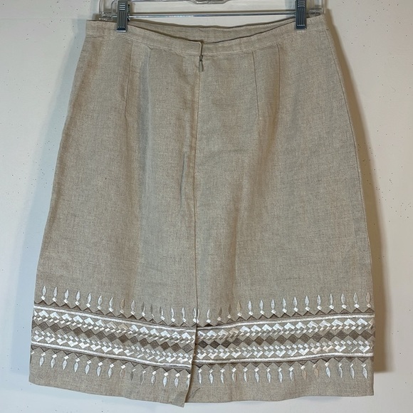NWT. Talbots 12 Irish Linen Blend Embellished Pencil Skirt. - Picture 6 of 8